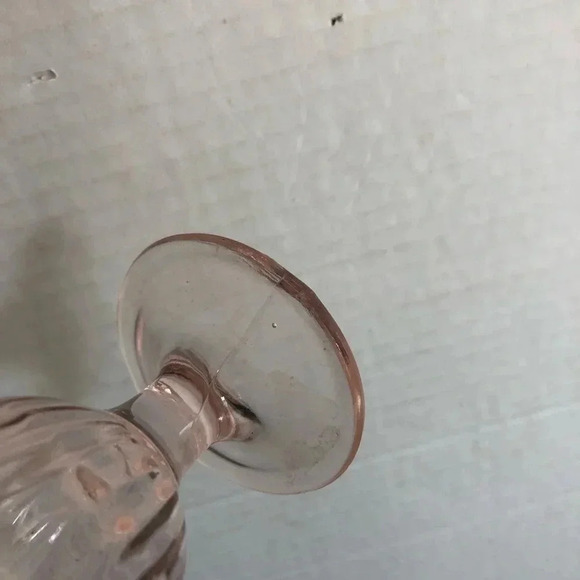 Vintage Pink Bud Vase - Picture 6 of 12